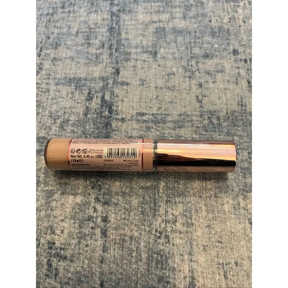 New Sealed Makeup Revolution Conceal & Hydrate Radiance Concealer in shade C4